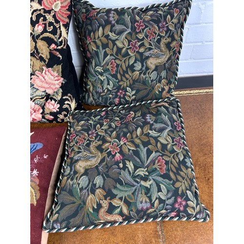 600 - A COLLECTION OF SIX TAPESTRY CUSHIONS (6)