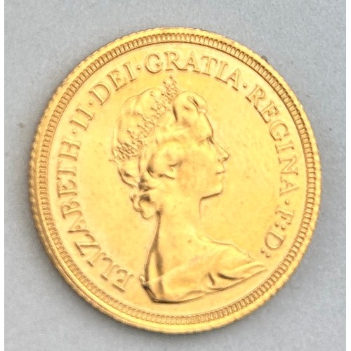 318 - A 1980 GOLD SOVEREIGN, QUEEN ELIZABETH, 

Weight: 7.97gms