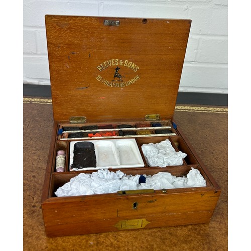 403 - A REEVES AND SONS PAINT BOX 'THE CHEAPSIDE LONDON',

22cm x 17cm x 6cm