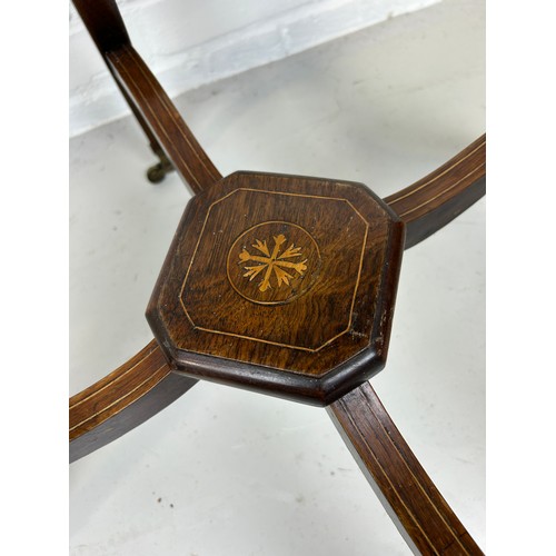 430 - A 19TH CENTURY TWO TIERED OCTAGONAL OCCASIONAL TABLE ON FOUR CABRIOLE LEGS AND CASTORS WITH MARQUETR... 