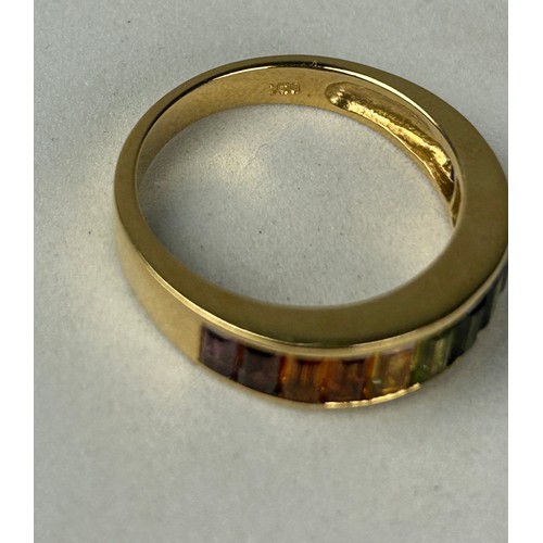 345 - AN 18CT GOLD RING SET WITH MULTICOLOURED SAPPHIRES, 

Weight: 5.4gms