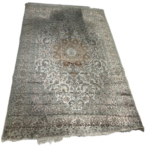 634 - A PERSIAN DESIGN CARPET,

275cm x 180cm