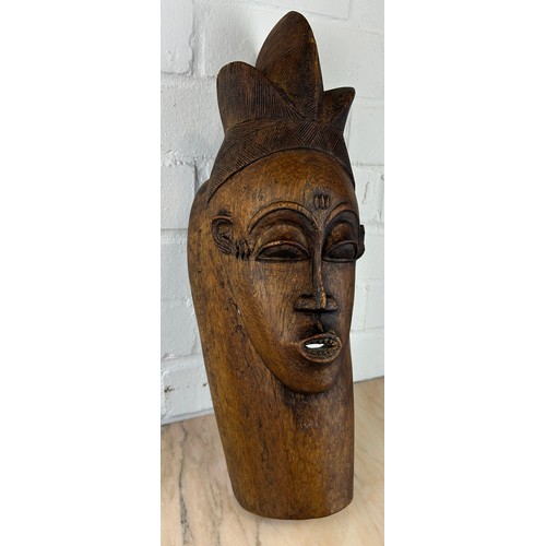 235 - AN AFRICAN TRIBAL BAULE MASK, 

Fine quality Kpan Mble type mask. 

Ivory Coast 

45cm x 20cm