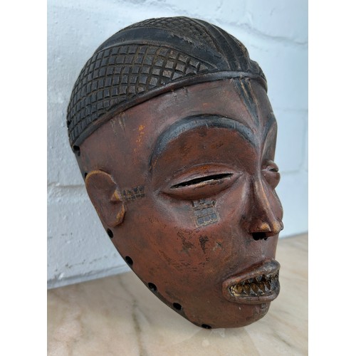 236 - AN AFRICAN TRIBAL MASK 'CHOKWE' MASK FROM ANGOLA,

 22cm x 14cm