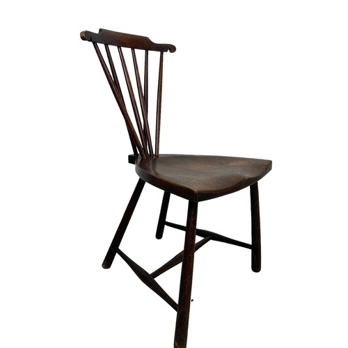 542 - AN ARTS AND CRAFTS CHAIR,

74cm x 42cm x 36cm