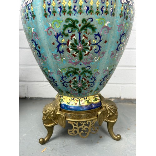 591 - A TURQUOISE CLOISONNE VASE AND A BLUE AND WHITE VASE WITH DRAGONS (2)

Largest 55cm H