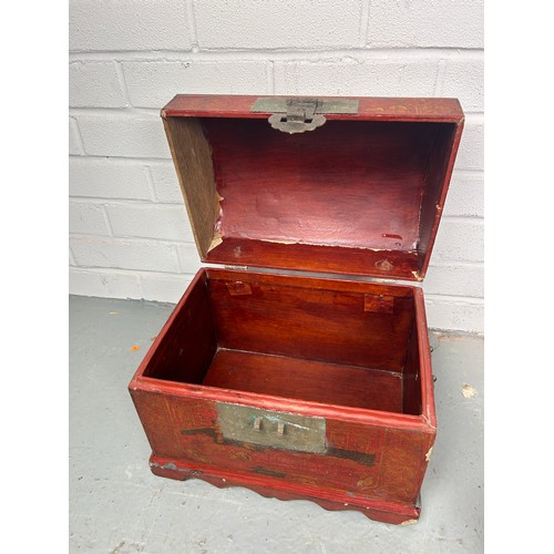 590 - CHINESE RED CONTAINER WITH STAND, RED BOX AND TWO BASKETS (5)