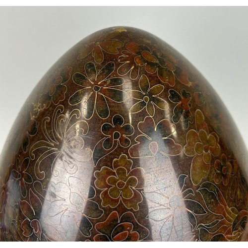 100 - A MODERN CHINESE CLOISSONNE STYLE EGG MOUNTED ON STAND, 

45cm H (on stand).