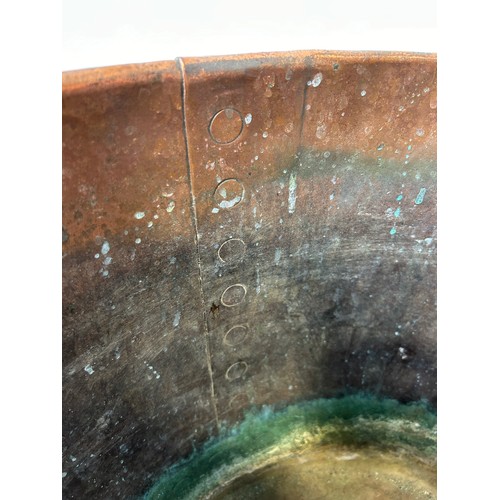 474 - A LARGE COPPER POT OR CAULDRON, 

48cm x 36cm