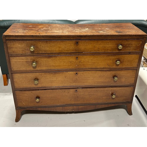 423 - A 19TH CENTURY MAHOGANY CHEST OF DRAWERS, 

Narrow proportions

123cm x 93cm x 38cm