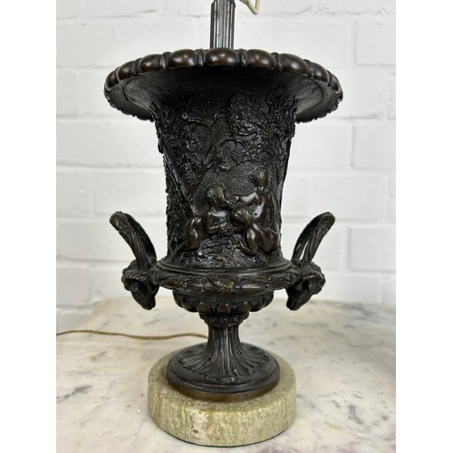 481 - A PAIR OF BRONZE CLASSICAL DESIGN URN TABLE LAMPS, 

32cm H each.