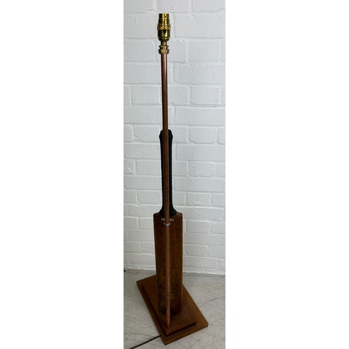 480 - A CRICKET BAT AND BALL STANDARD LAMP, 

113cm H