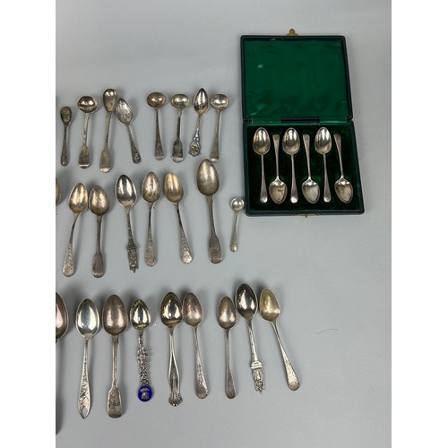 162 - A COLLECTION OF SILVER, 

Weight: 1538gms (excluding box and weighted tazza)