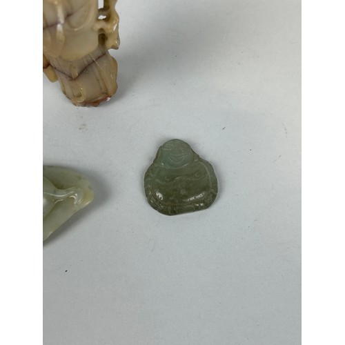 46 - THREE CHINESE JADES TO INCLUDE A CAT PENDANT AND FIGURE OF GUANYIN (3), 

Guanyin 12cm H