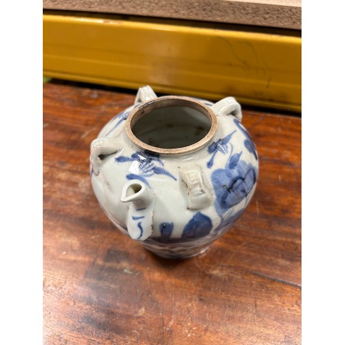 89A - A 19TH CENTURY CHINESE BLUE AND WHITE TEA POT, 

14cm x 13cm