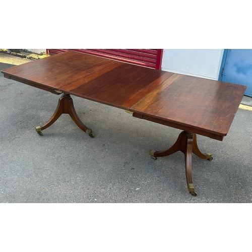 600A - AN EARLY 19TH CENTURY EXTENDABLE DINING TABLE,
 
Possibly a marriage with the legs being earlier tha... 