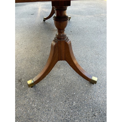 600A - AN EARLY 19TH CENTURY EXTENDABLE DINING TABLE,
 
Possibly a marriage with the legs being earlier tha... 