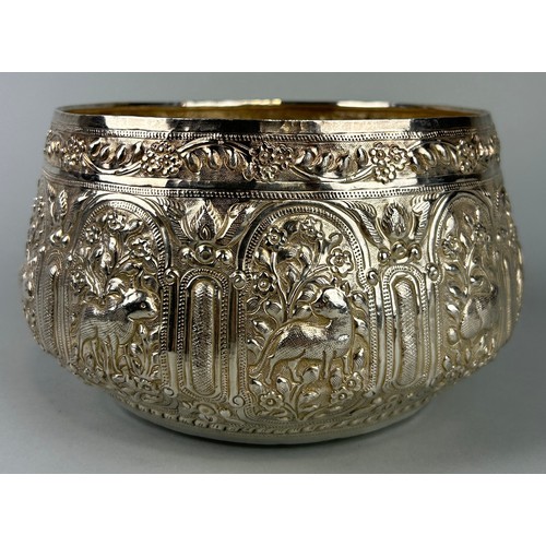 123 - AN INDIAN SILVER BOWL, 

18cm x 12cm 

Weight: 446gms