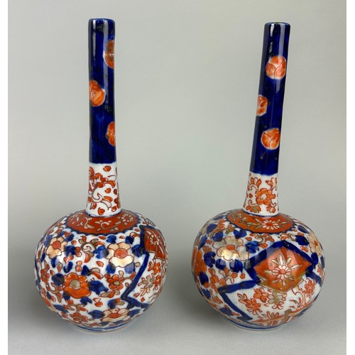 78 - A CHINESE BLUE AND WHITE VASE ALONG WITH A BOWL AND TWO JAPANESE IMARI SPILL VASES (4), 

Tallest 24... 