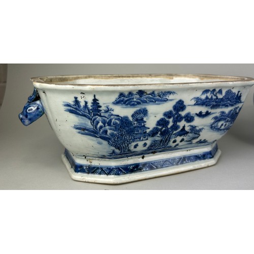 74 - A PAIR OF CHINESE BLUE AND WHITE QIANLONG PERIOD TUREENS ALONG WITH AN INCENSE BURNER (3), 

Tureen ... 