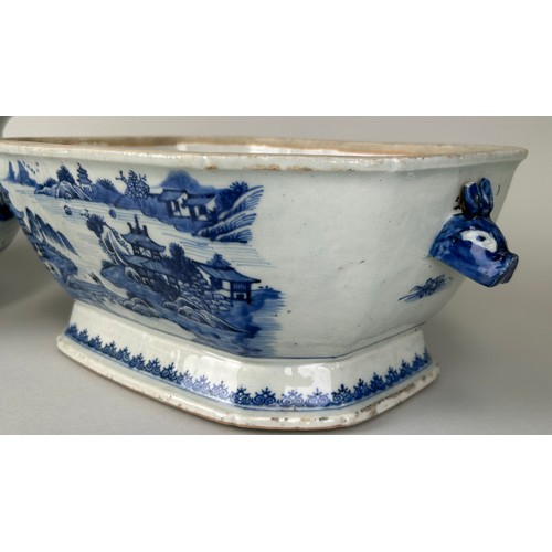 74 - A PAIR OF CHINESE BLUE AND WHITE QIANLONG PERIOD TUREENS ALONG WITH AN INCENSE BURNER (3), 

Tureen ... 