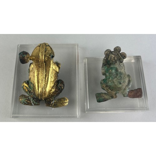 113 - TWO PRE-COLUMBIAN TUMBAGA FROG ORNAMENTS: 

From Costa Rica/Panama, Veraguas-Greater Chiriquí. 

Cir... 