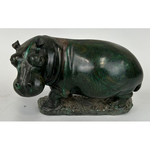 250 - AN AFRICAN SOAPSTONE SCULPTURE OF A HIPPO, 

20cm x 13cm