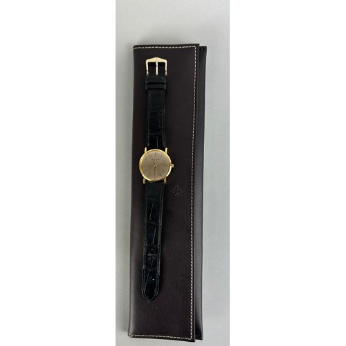 156 - AN 18CT GOLD GENTLEMAN'S PATEK PHILIPPE WRISTWATCH WITH BLACK PATEK STRAP, 

With case. 

Dial 29mm ... 