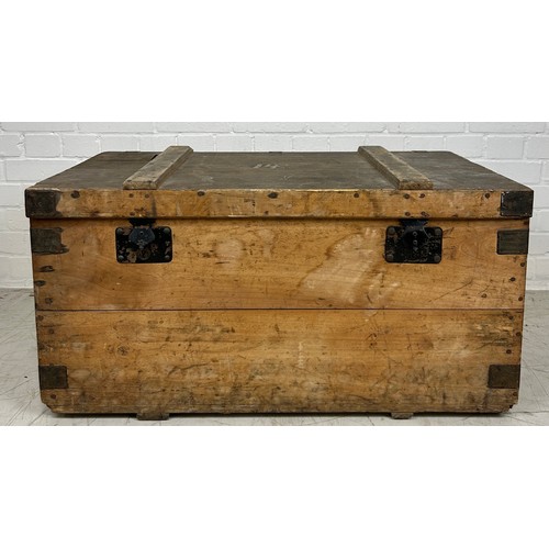 17 - A 19TH CENTURY LOUIS VUITTON PACKING TRUNK BELONGING TO THE FAMED MUNTHE FAMILY STAMPED J.P.M TO EIT... 