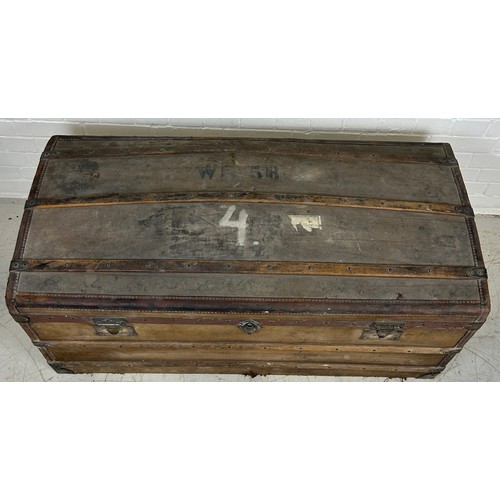 18 - A 19TH CENTURY FRENCH MALLES MOYNAT DOMED TOP TRUNK BELONGING TO THE FAMED MUNTHE FAMILY, FROM SOUTH... 