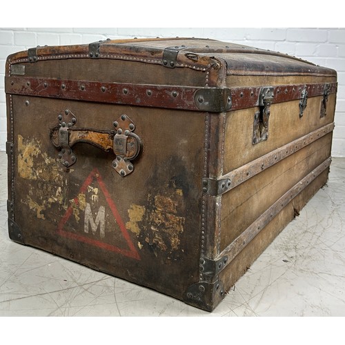 18 - A 19TH CENTURY FRENCH MALLES MOYNAT DOMED TOP TRUNK BELONGING TO THE FAMED MUNTHE FAMILY, FROM SOUTH... 