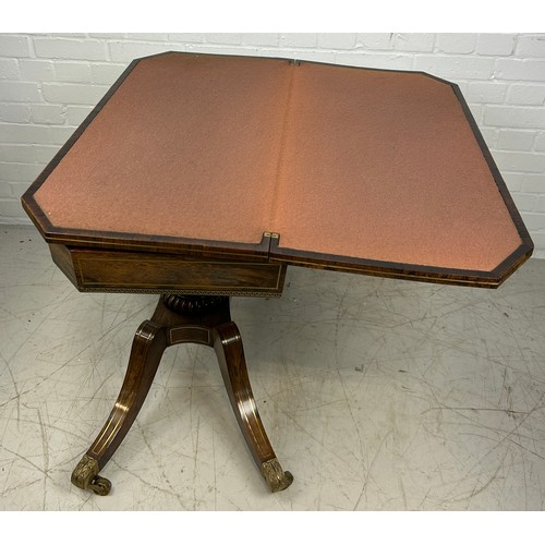 7 - A REGENCY PERIOD ROSEWOOD CARD TABLE WITH BRASS INLAY AND BAIZE INTERIOR, 

73cm x 86cm x 42cm