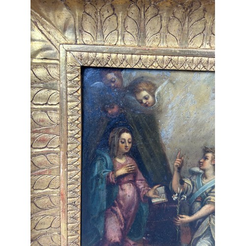 270 - AN 17TH CENTURY ITALIAN OIL PAINTING ON COPPER DEPICTING THE ANNUNCIATION, 

17cm x 13cm 

Mounted i... 