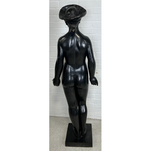 237 - CHARLES VERHASSELT (BELGIAN 1902-1993): 'THE GIRL WITH THE APPLE' 

Black patina bronze sculpture. 
... 