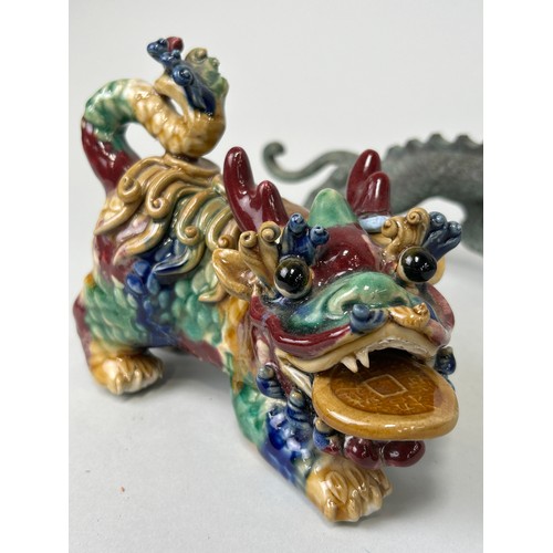 257 - A CHINESE BRONZE DRAGON ALONG WITH A CERAMIC EXAMPLE (2), 

Bronze 32cm L