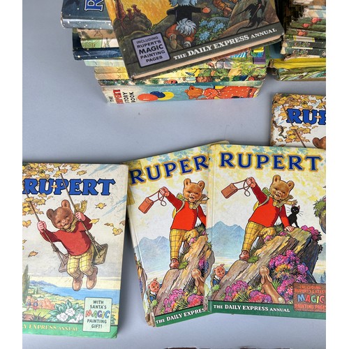 431C - A LARGE COLLECTION OF RUPERT BEAR BOOKS (QTY)