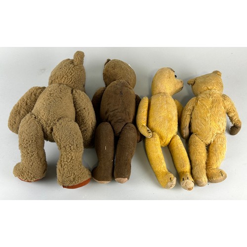 38 - A GROUP OF FOUR STUFFED BEARS (3)