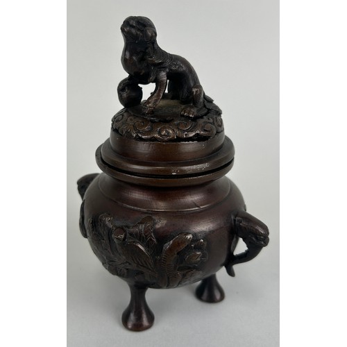 138 - A JAPANESE BRONZE INCENSE BURNER AND COVER, 

14cm H