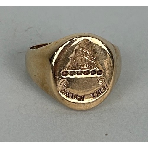 157 - A 9CT GOLD GENTLEMAN'S SIGNET RING WITH LATIN INSCRIPTION, 

Weight: 8.2gms