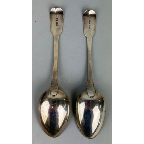 152 - A PAIR OF EARLY 19TH CENTURY SILVER SERVING SPOONS MARKED FOR GEORGE PIERCY,

Total weight: 141gms