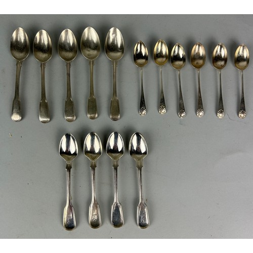 155 - A COLLECTION OF SILVER TEA SPOONS TO INCLUDE SIX WITH SCALLOP SHELL HANDLE MARKED FOR H. FISCHER AND... 