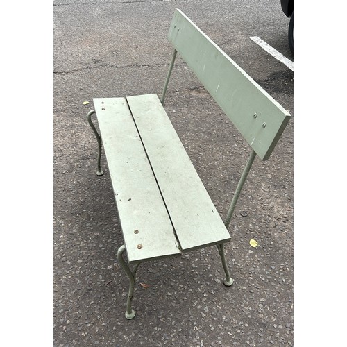 128 - A GREEN PAINTED IRON GARDEN BENCH WITH WOODEN SEAT AND BACK RAIL, 

105cm x 83cm x 60cm