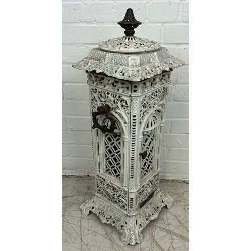 119 - A VICTORIAN CAST IRON WHITE PAINTED OUTDOOR LAMP, 

75cm H