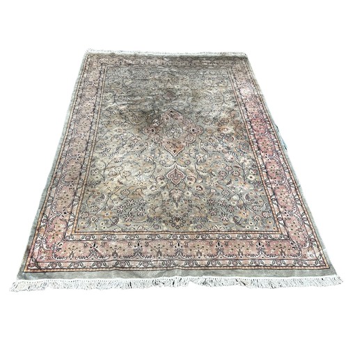 891 - A PERSIAN DESIGN CARPET, 

280cm x 183cm