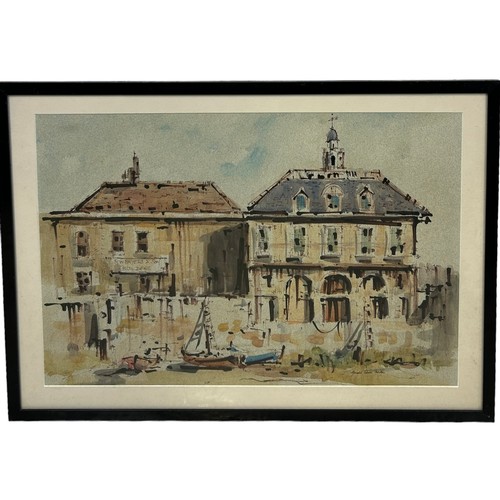 48 - GERALD EDWIN TUCKER: A WATERCOLOUR PAINTING ON PAPER DEPICTING 'THE CUSTOM HOUSE, KINGS LYNN, NORFOL... 