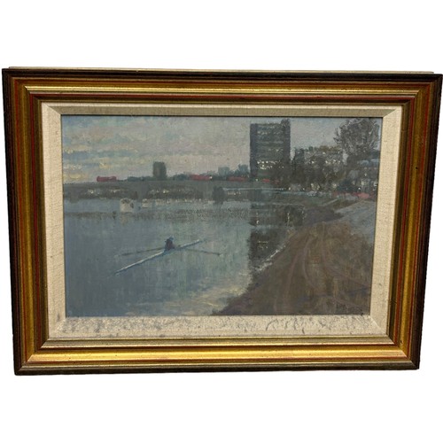 77 - AN OIL PAINTING ON BOARD DEPICTING AN EVENING VIEW OF PUTNEY BRIDGE, 

39cm x 26cm 

Mounted in a fr... 