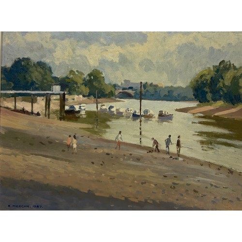 16 - RONALD MORGAN R.B.A, R.O.I., (1936-2019): AN OIL PAINTING ON BOARD TITLED 'LOW WATER, STRAND ON THE ... 