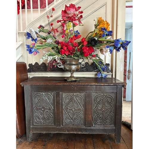 3 - A LARGE 17TH CENTURY OAK COFFER,

Later top. 

125cm x 75cm x 46cm