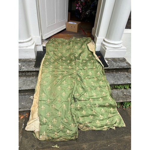 4 - A PAIR OF ANTIQUE GREEN CURTAINS WITH FLEUR DU LYS PATTERN, 

200cm x 110cm