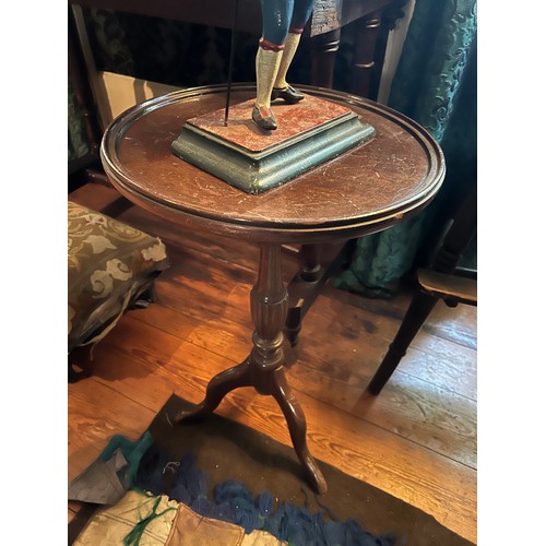 48 - A VICTORIAN MAHOGANY PEDESTAL ALONG WITH SEVERAL MAHOGANY JARDINIERES AND OCCASIONAL TABLES (5)